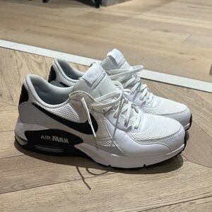 Nike Air Max White and Black Sneakers